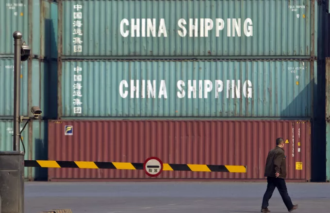 Αύξηση στις εξαγωγές για την Κίνα ενώ παράλληλα εκτοξεύτηκαν οι εισαγωγές