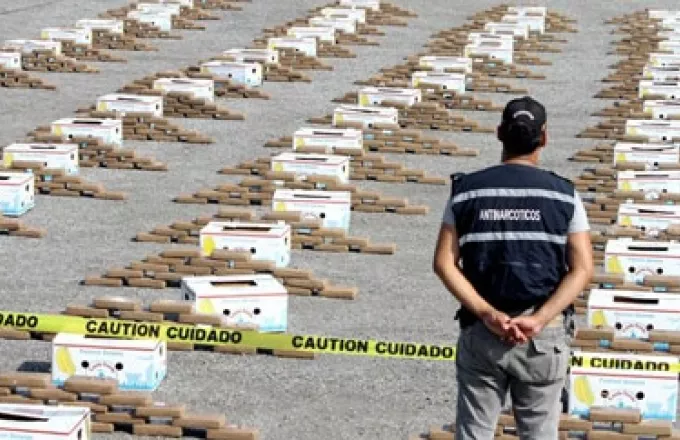 Ισημερινός: Κατάσχεση 1,5 τόνου κοκαΐνης κρυμμένης σε πακέτα σοκολάτας
