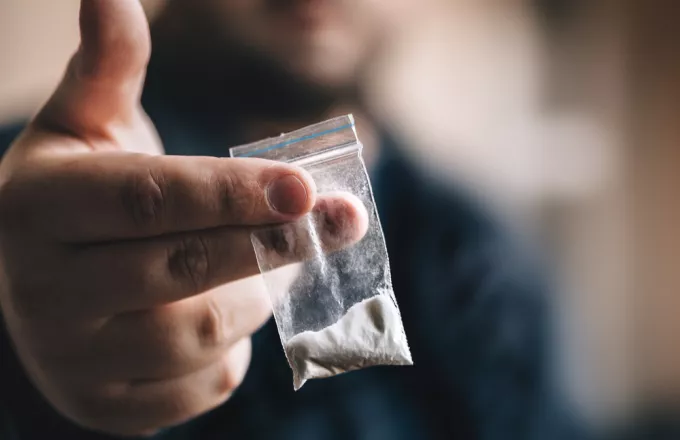 Πάνω από πέντε κιλά κοκαΐνη βρέθηκαν σε σπίτι στην Αγία Βαρβάρα