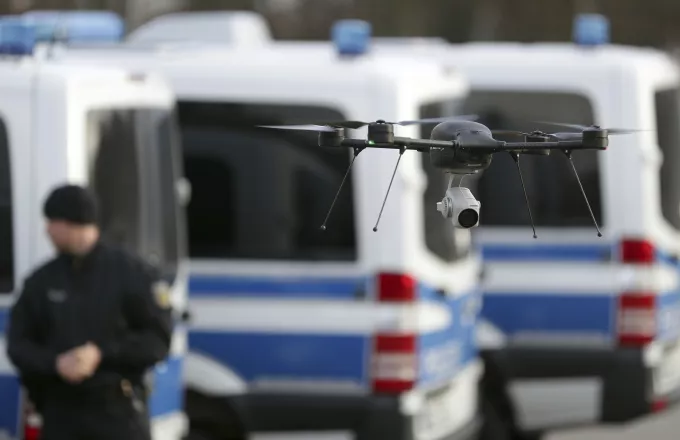 Η κινεζική αστυνομία συνέλαβε συμμορία με τη βοήθεια... drones