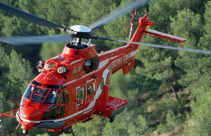 Αεροδιακομιδή με ελικόπτερο της πυροσβεστικής για οχτάχρονο αγόρι 