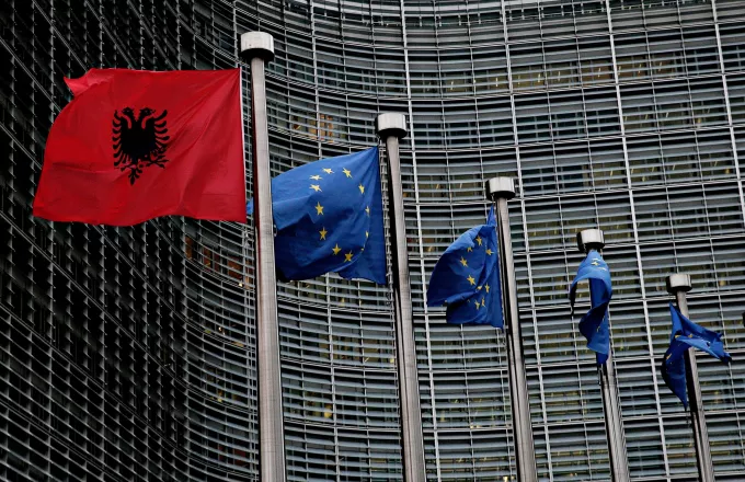 Το ΥΠΕΞ προειδοποιεί την Αλβανία για την πορεία ένταξης στην ΕΕ