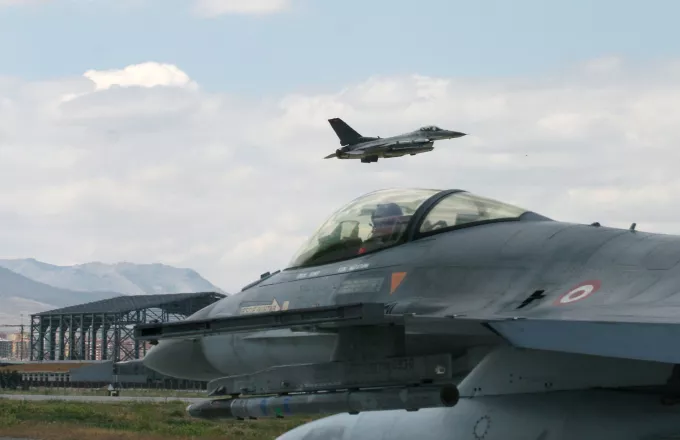 Πάνω από 40 παραβιάσεις από τουρκικά αεροσκάφη μία μέρα μετά τη Βάρνα