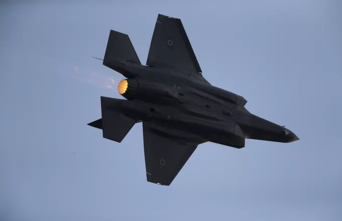 Τσαβούσογλου: Το 2020 θα φτάσουν τα μαχητικά F-35 στην Τουρκία