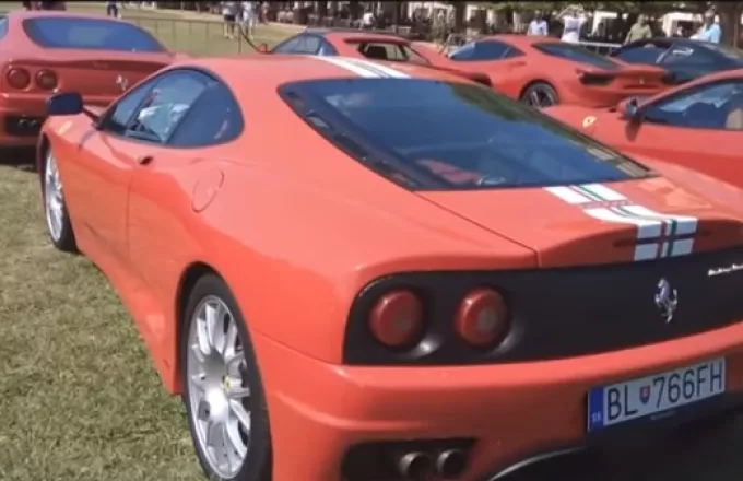 Απόβαση στην Κέρκυρα από 30 εντυπωσιακές Ferrari (video)