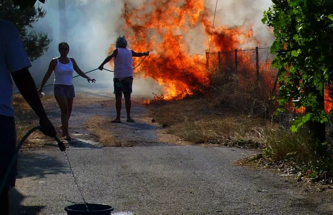Κάτοικοι Ζούμπερι στον ΣΚΑΪ: Σε περίπτωση φωτιάς είμαστε παγιδευμένοι