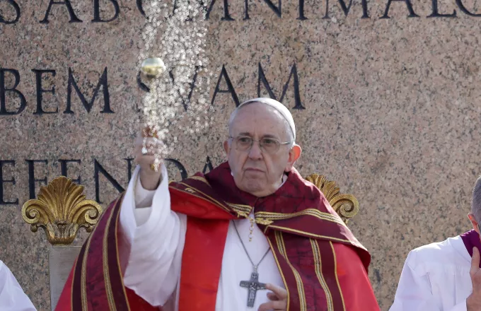 Ευχαριστίες πάπα Φραγκίσκου προς την αστυνομία που προστατεύει το Βατικανό