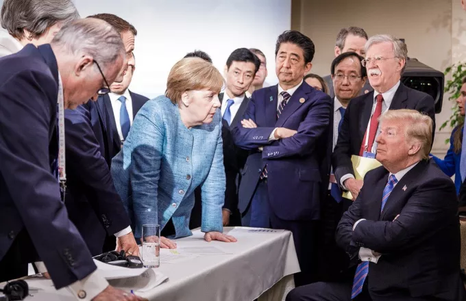 Η εμβληματική φωτογραφία του G7