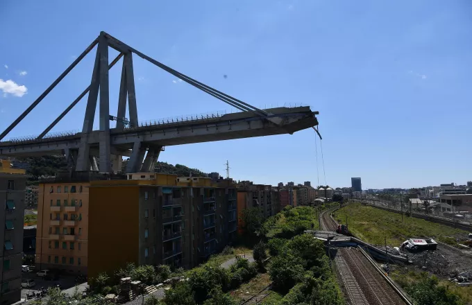Γένοβα: Η διαχειρίστρια εταιρεία της γέφυρας στο στόχαστρο της κυβέρνησης