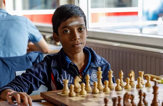 Δωδεκάχρονος παιδί θαύμα γίνεται Γκραν Μετρ στο σκάκι 
