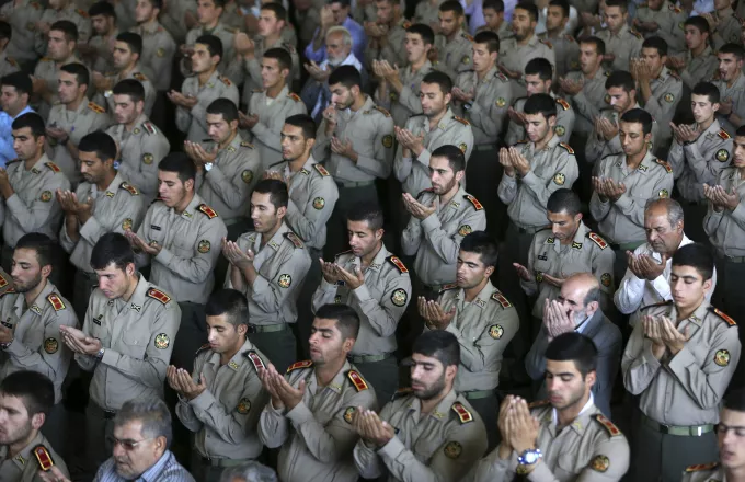 Ο ιρανικός στρατός δηλώνει έτοιμος να καταστείλει διαδηλώσεις, αν χρειαστεί