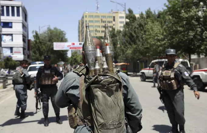 Σειρά επιθέσεων καμικάζι εναντίον αστυνομικών στην Καμπούλ
