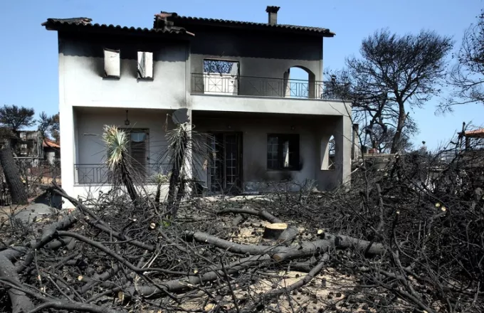 Ασφαλιστικές: Πάνω από 33,7 εκατ. ευρώ οι αποζημιώσεις για τις πυρκαγιές