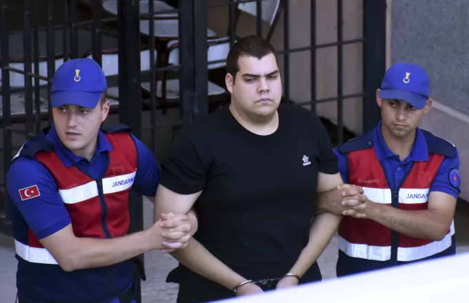 Με ποινή φυλάκισης δύο ετών αντιμέτωποι οι δύο Έλληνες στρατιωτικοί
