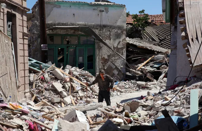 Παρέμβαση εισαγγελέα ζητά ο Σπίρτζης για τις προειδοποιήσεις για νέο σεισμό