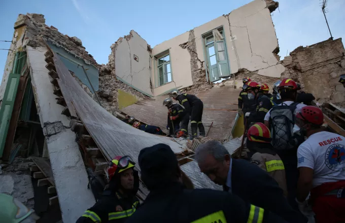 Στο δρόμο και πάλι 200 σεισμόπληκτοι της Λέσβου