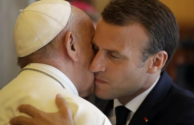 Συνάντηση με τον πάπα Φραγκίσκο είχε σήμερα ο Πρόεδρος της Γαλλίας 