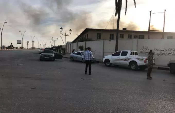 Λιβύη: Αιματηρές μάχες στο διεθνές αεροδρόμιο Μιτίγκα