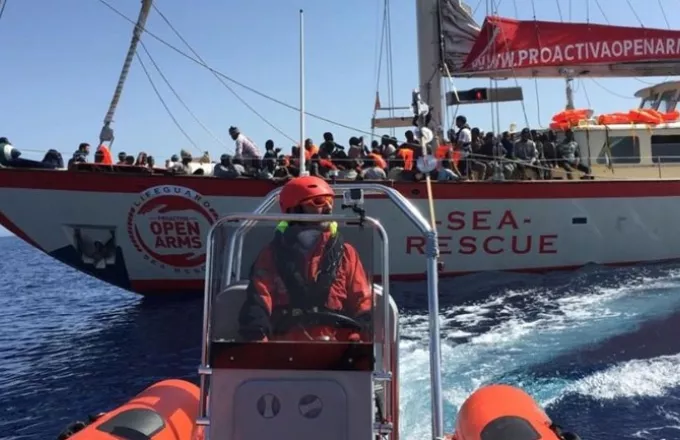 Στο λιμάνι Αλχεθίρας κατευθύνεται πλοίο ισπανικής ΜΚΟ με 87 μετανάστες