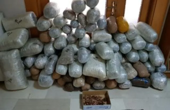 Ιωάννινα: Εντοπισμός 164 κιλών κάνναβης – Συνελήφθη ανήλικος «προπομπός» 