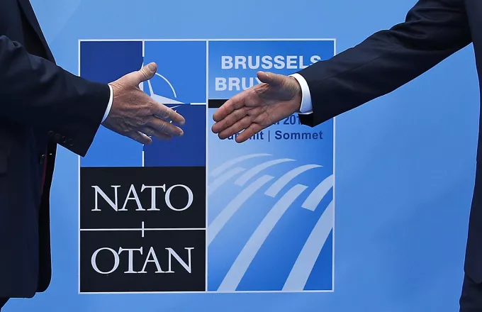 Διπλασιασμό του στόχου για αμυντικές δαπάνες στο NATO ζήτησε ο Τραμπ