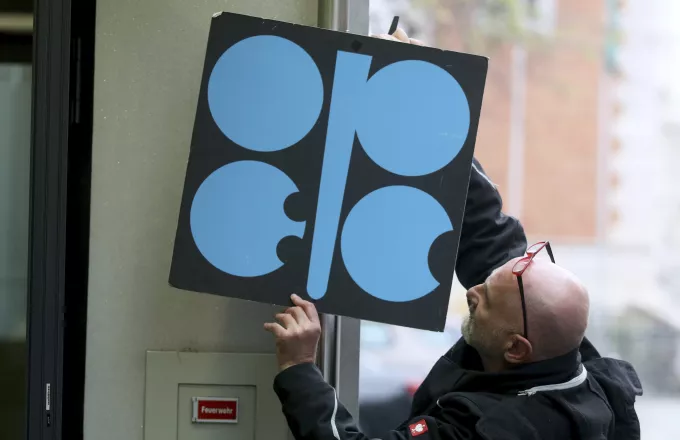 Αύξηση της παραγωγής πετρελαίου «συμφώνησαν οι υπουργοί του ΟΠΕΚ»