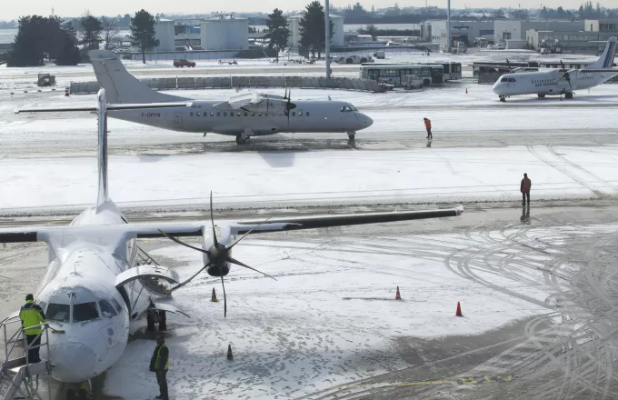 Μαίνεται η κακοκαιρία στην Γαλλία - Τουλάχιστον 200 πτήσεις έχουν ακυρωθεί 