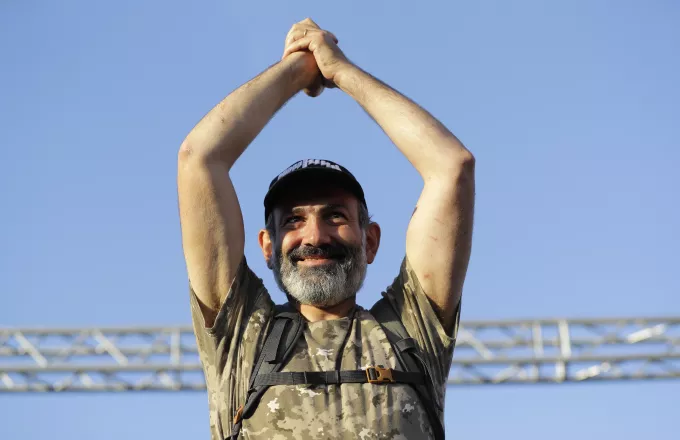 Ο αρχηγός των διαδηλώσεων εξελέγη πρωθυπουργός της Αρμενίας
