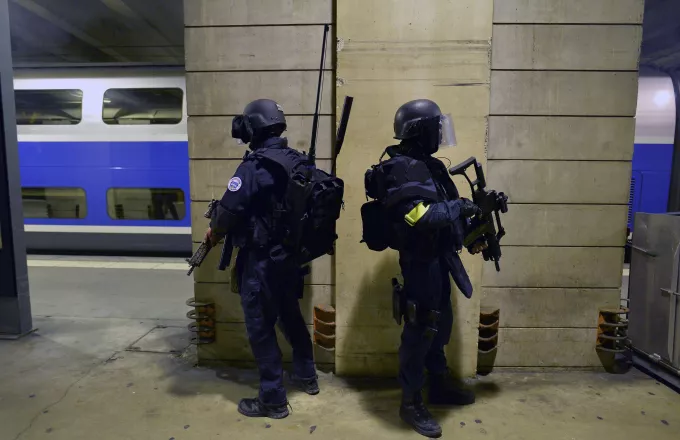 Πέντε συλλήψεις σε αντιτρομοκρατική επιχείρηση στη Γαλλία