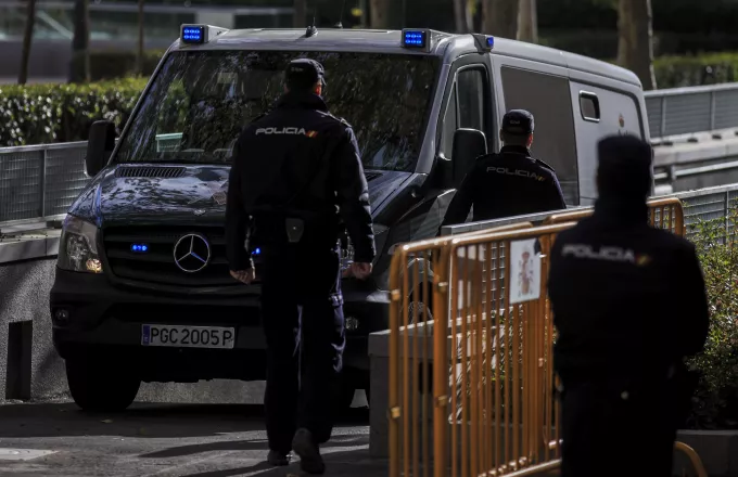 Γυναίκα κρατείται αιχμάλωτη στο προξενείο του Μαλί στη Βαρκελώνη