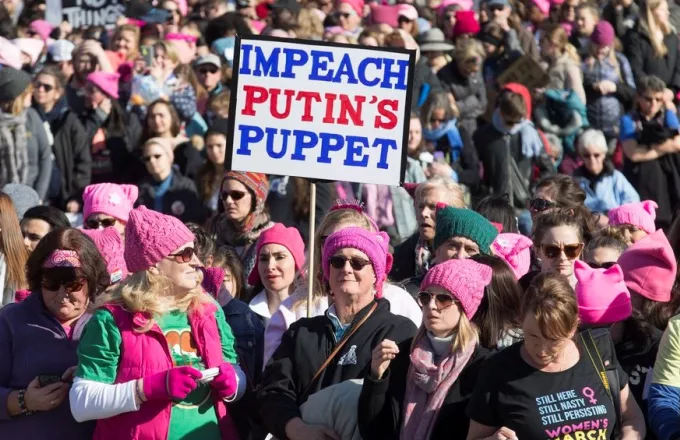 ΗΠΑ: Δεκάδες χιλιάδες άνθρωποι διαδήλωσαν στην «Πορεία των Γυναικών»
