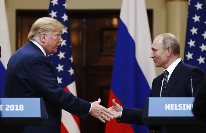 Τραμπ: Τα Fake News επιθυμούν πόλεμο με την Ρωσία 