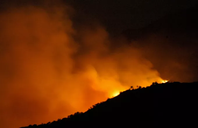 Κύθηρα: Ολονύχτια μάχη με τις φλόγες - Κηρύχθηκε κατάσταση έκτακτης ανάγκης