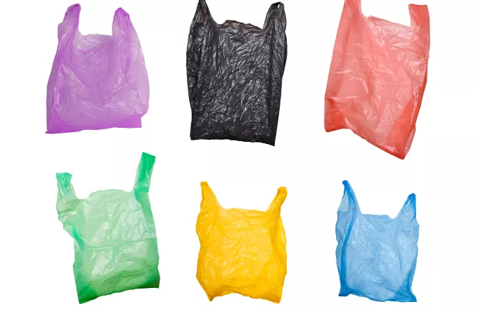 Χρειάζεται καλύτερη ενημέρωση για τη χρήση της πλαστικής σακούλας