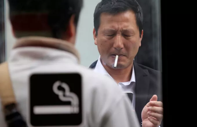 Ιαπωνία: 6 επιπλέον ημέρες άδεια σε όσους δεν καπνίζουν αποφάσισε εταιρεία