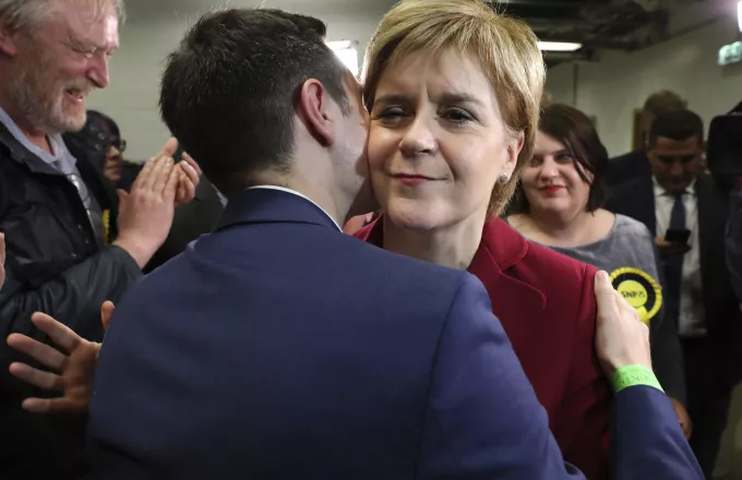 «Βουλιάζουν» τα όνειρα Σκωτσέζικης ανεξαρτησίας μετά τις βρετανικές εκλογές