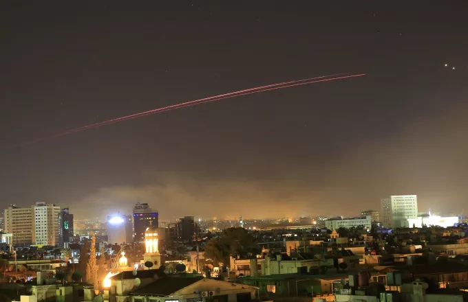 Συρία: Αναχαιτίστηκαν πύραυλοι εναντίον αεροπορικής βάσης - Τι λέει το Πεντάγωνο