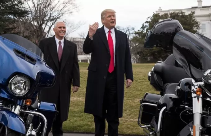Ο Τραμπ καλεί σε μποϊκοτάζ της Harley-Davidson 