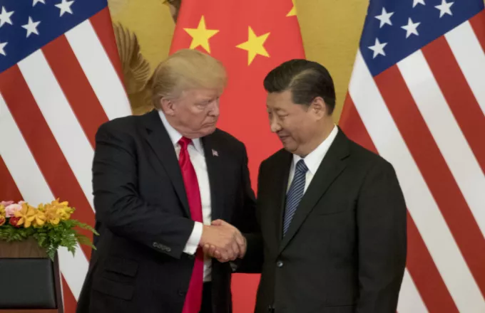 Ο Τραμπ απειλεί με νέους δασμούς σε κινεζικά προϊόντα . Οργή στο Πεκίνο 