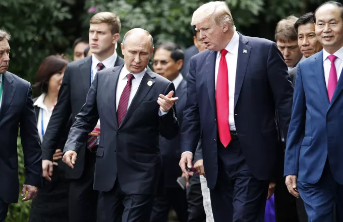 Μόσχα για κατηγορίες: Απόπειρα να χαλάσει η σύνοδος Τραμπ και Πούτιν