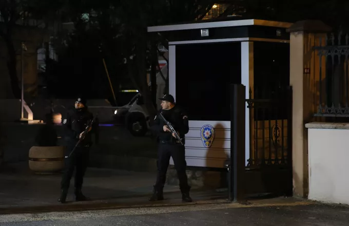 Ρουκέτα εκτοξεύτηκε κοντά στο αρχηγείο της Αστυνομίας στην Κωνσταντινούπολη