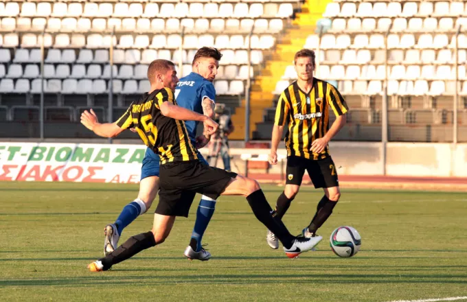#ZiseToPodosfairo:Παίκτες της AEK διδάσκουν μπιλιάρδο με μπάλες ποδοσφαίρου