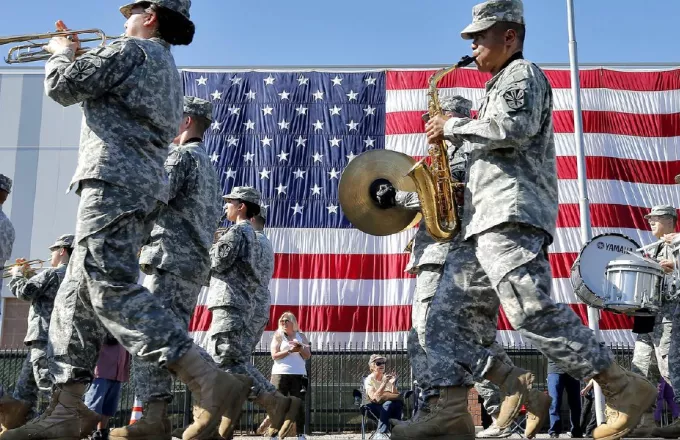 ΗΠΑ: Ο Τραμπ θέλει να καθιερώσει στρατιωτική παρέλαση 