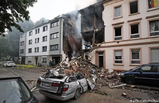 Γερμανία: Έκρηξη στην πόλη Βούπερταλ με 25 τραυματίες (φωτό)