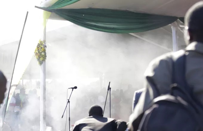 Έκρηξη στο γήπεδο όπου μιλούσε ο πρόεδρος της Ζιμπάμπουε