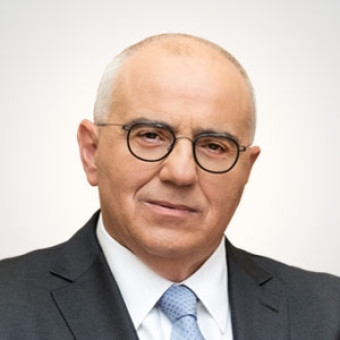 Νικόλαος Καραμούζης