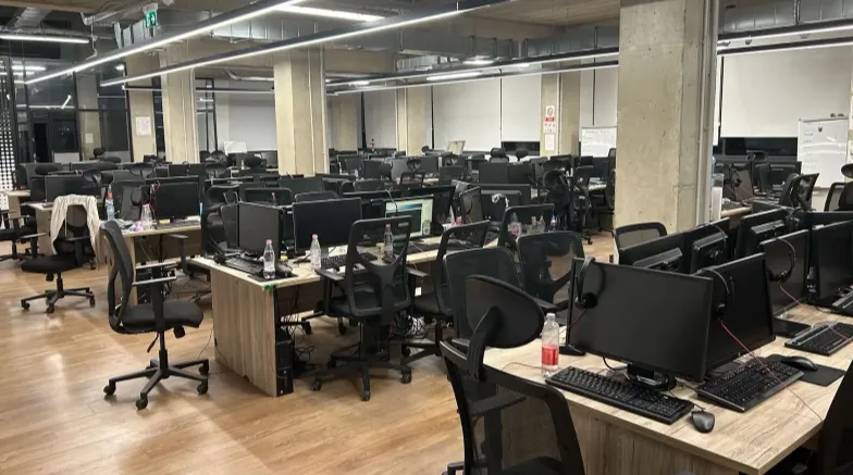 δίκτυο στην Αλβανία