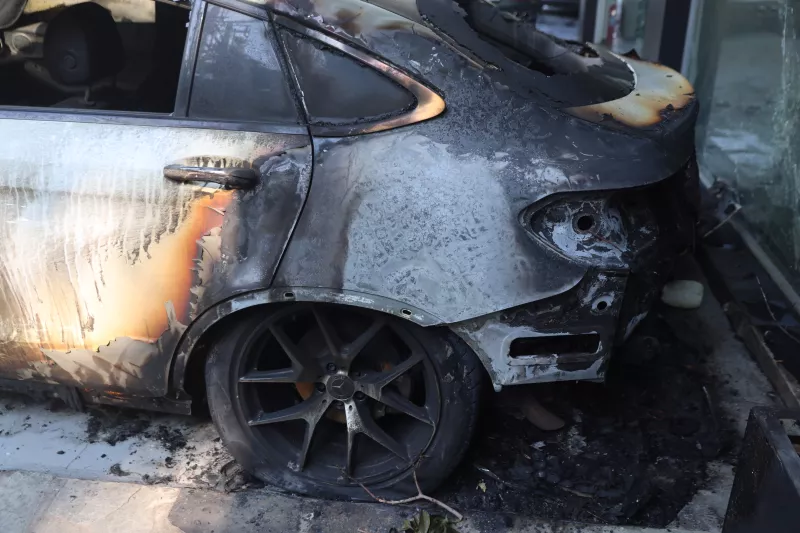 Καμένο αυτοκίνητο Κηφισιά