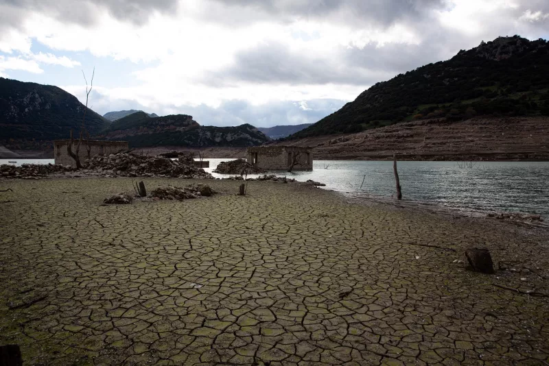 Λίμνη Μόρνου
