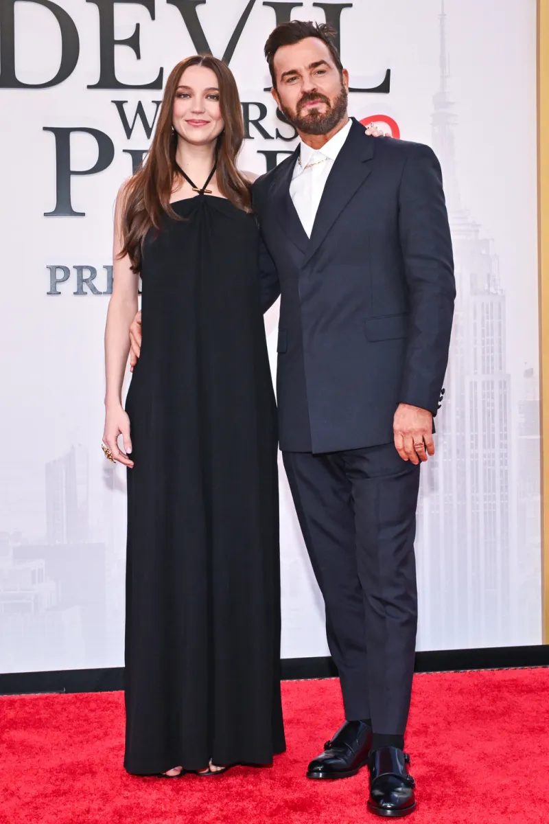 Τζάστιν Θερού-Νικόλ Μπράιντον Μπλουμ